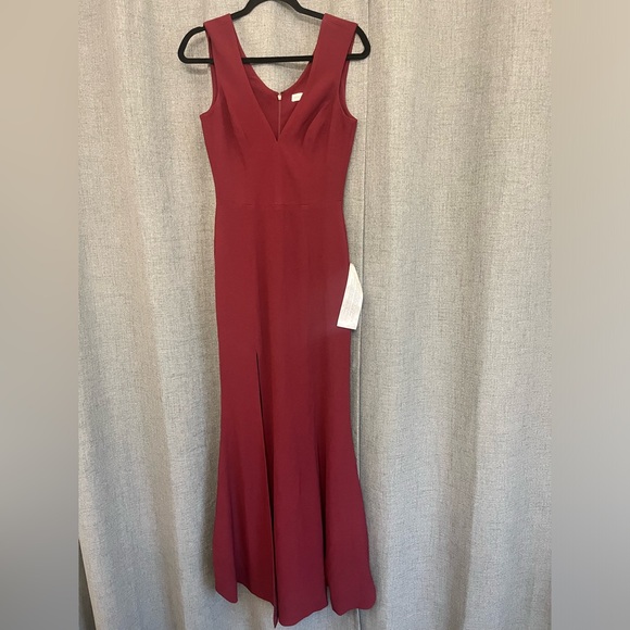 Dress the Population Sandra V-Neck Gown in Sark Magenta Small - Picture 6 of 6